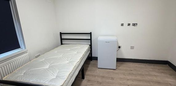 1 bedroom end of terrace house to rent - Photo 2