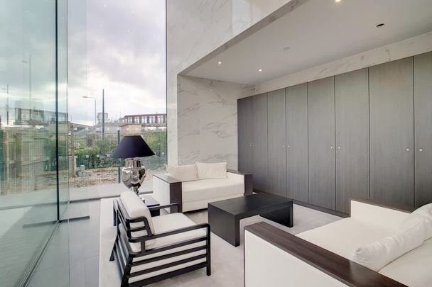 Legacy Tower, London, E15 - Photo 1