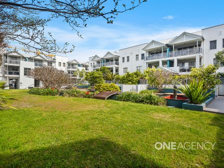 LOW-MAINTENANCE COASTAL LIVING IN SHELLHARBOUR VILLAGE - Photo 5