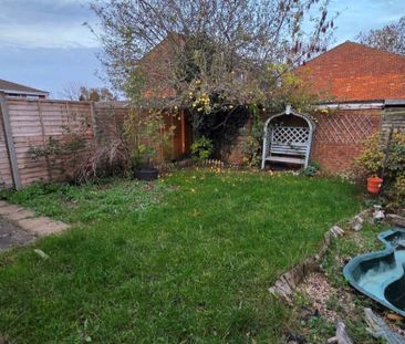 3 Bed Semi-Detached House, Dunsmore Road, LU1 - Photo 4