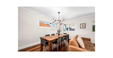 Freshly Renovated 4-Bedroom House with Additional Studio in Mayfield West - Photo 2