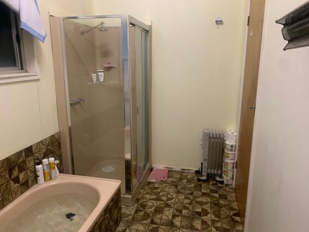 Westmeadows - Photo 3