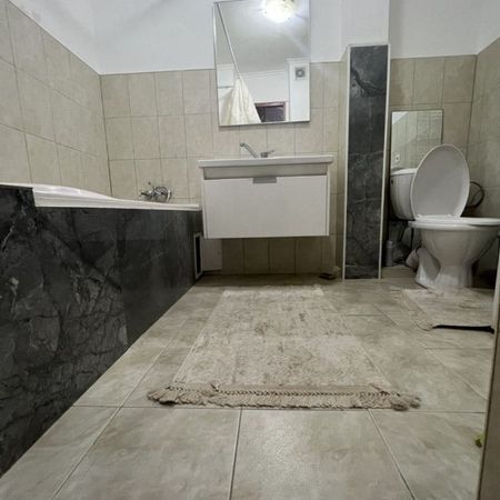 Garsoniera de inchiriat in zona Andronache - Photo 4
