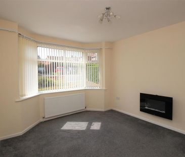 3 bedroom detached house to rent - Photo 2