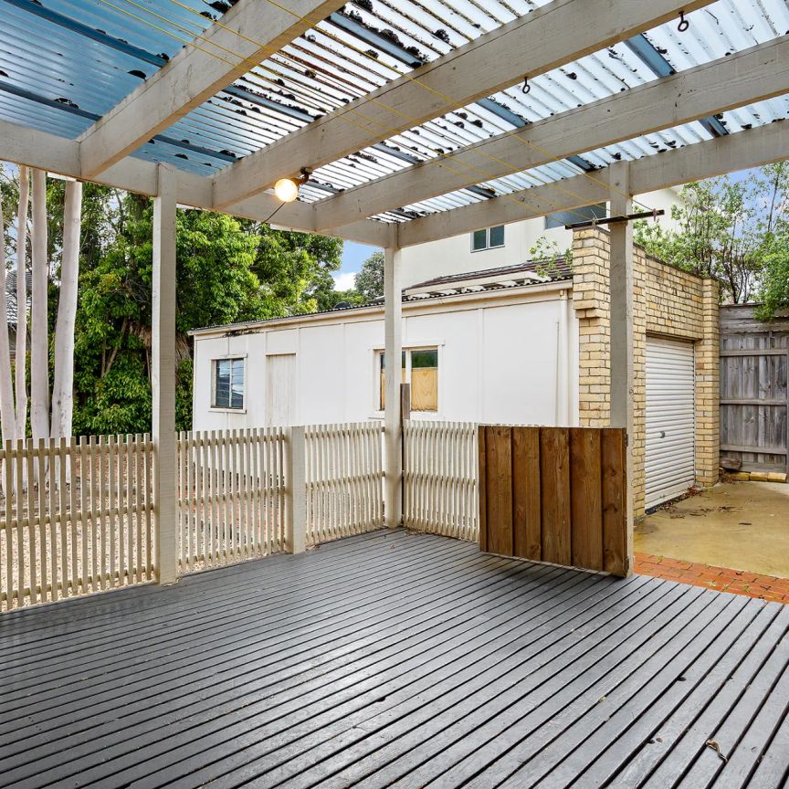 26 Heathfield Rise, Box Hill North. - Photo 1