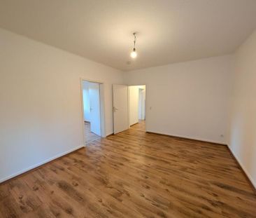 ~ Tolle Etagenwohnung + renoviert + ruhige Lage nah am Kanal ~ - Foto 1
