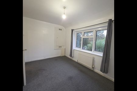 2 Bed Semi-Detached House, Bisley Grove, B24 - Photo 3