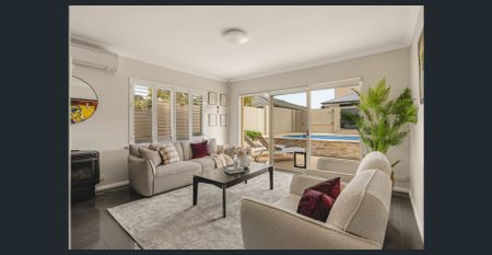 Luxury 5-Bedroom Riverside Family Residence with Pool, Spa & Multiple Entertainment Areas - Photo 3