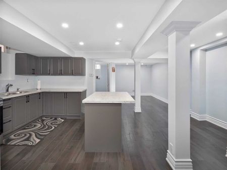 For Lease - 33 Retreat Boulevard, Vaughan, Ontario - Photo 3