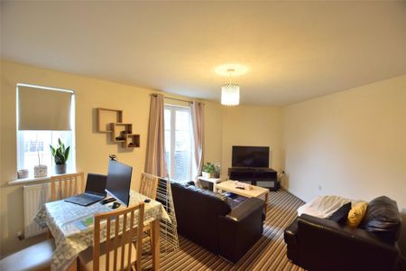 2 bedroom apartment to rent - Photo 3