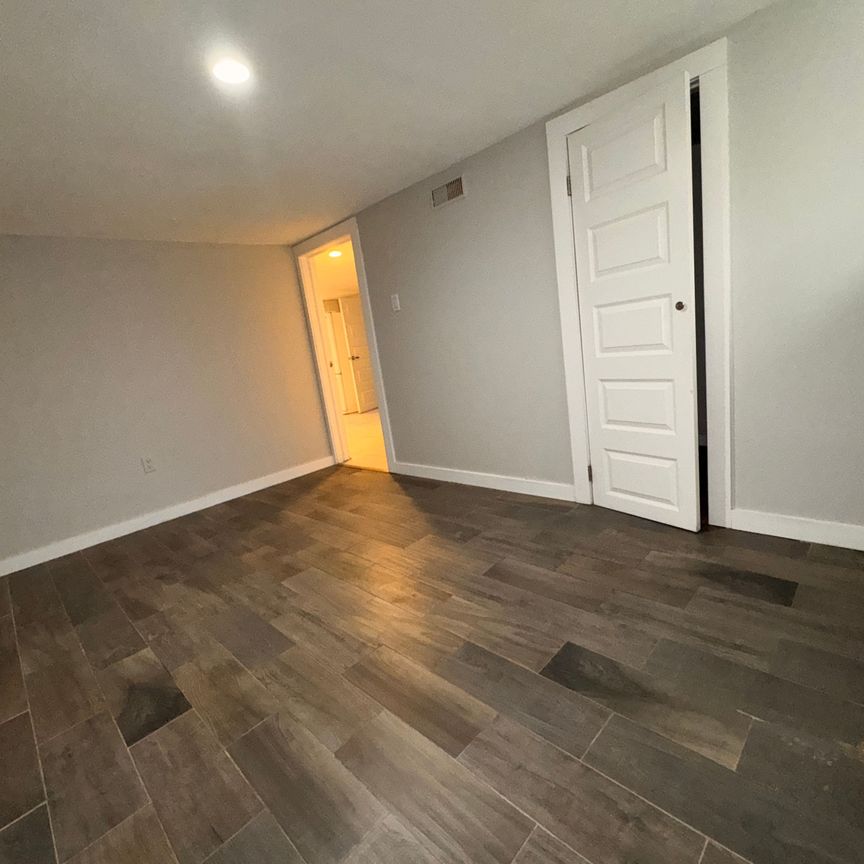 For Lease - 1227 Trafalgar Street, London East, Ontario - Photo 1