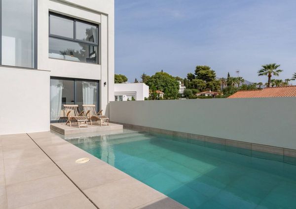 3 bedroom luxury Villa for rent in Nueva Andalucia, Spain