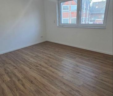 Neubauwohnung (Erstbezug) mit 2 Zimmern und Tiefgaragenstellplatz i... - Photo 4