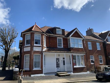 Caburn Road, Hove - Photo 4
