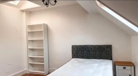 5 bedroom house to rent - Photo 2