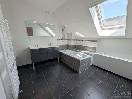Location Maison 5 pièces 102m² VITRE 35500 - Photo 4