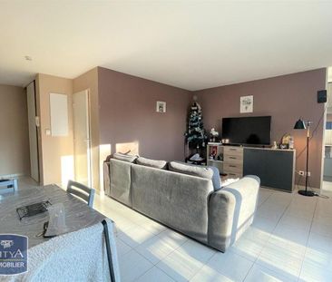 Location Appartement 2 pièces 48m² SORGUES 84700 - Photo 1