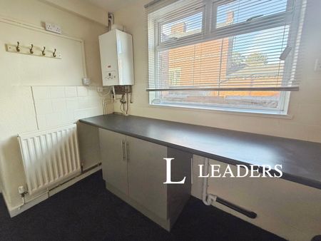 flat to rent Stoke On Trent, Staffs, ST4 - Photo 2
