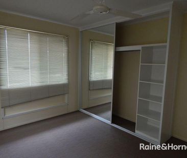 Airconditioned and Available to Rent - Photo 2