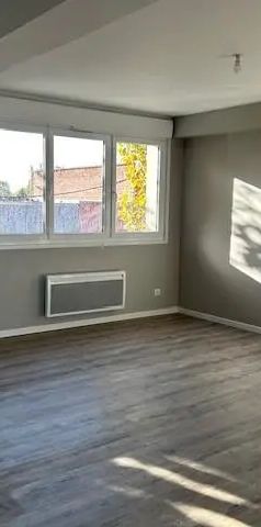 Appartement à louer 3 pièces 60.77m² - Photo 2