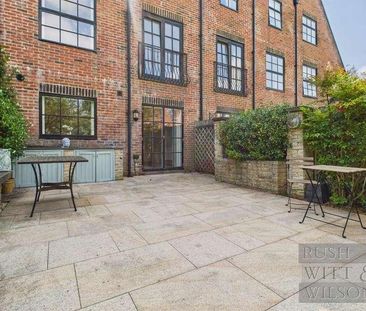 Sunny Rise, Battle, TN33 - Photo 2