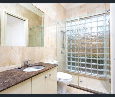 Stunning Golden mile home - Photo 6