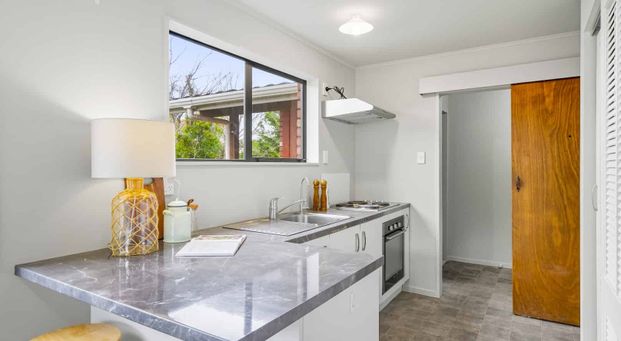 Paraparaumu Beach - 2 bedrooms - Photo 1