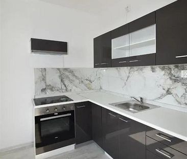 Pronájem bytu 1+1 35 m² - Fotografie 1