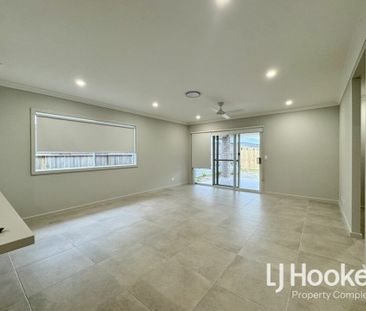 Ducted Air Conditioning - Stylish & Modern - Move In & Entertain He... - Photo 3