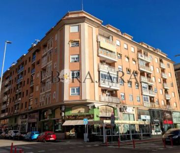 Piso en alquiler en Calle del Capitán Cortés - Foto 6