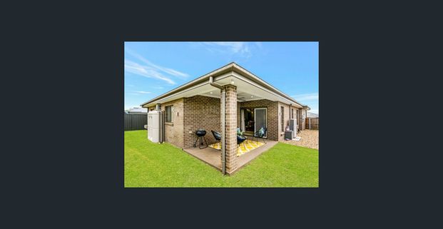 STUNNING FAMILY HOME WITH TWO MASTER SUITES - Photo 1