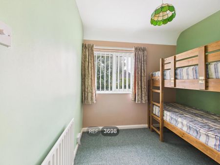 3 bedroom terraced house to rent - Photo 3