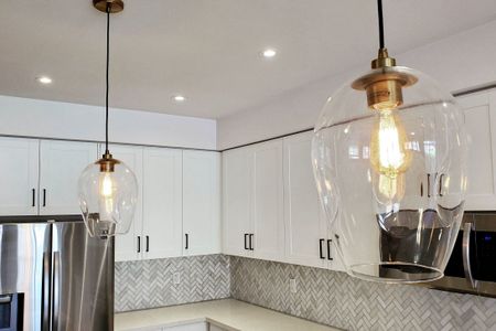 For Lease - 56 Cupples Farm Lane, East Gwillimbury, Ontario - Photo 2