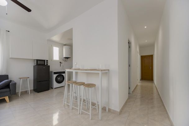 Spacious double room in Valencia - Photo 1