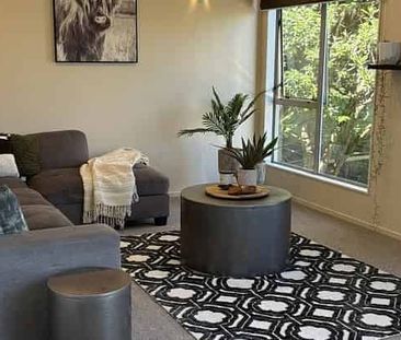 CBD Townhouse - Photo 2