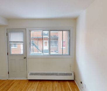 Beautiful 2-bedroom Apartment In Lachine - Photo 1