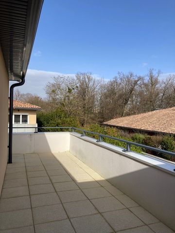 Location Appartement 2 pièces 45m² - Photo 4