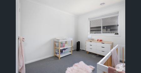 4 BEDROOM FAMILY HOME IN SMYTHES CREEK - Photo 3