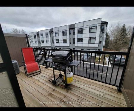 For Lease - 540 Essa Road Unit# 3 Upper, Barrie, Ontario - Photo 3
