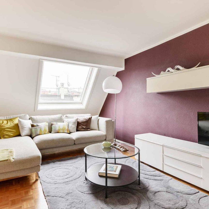 Appartement meublé de 4 pièces dans le quartier des Hôpitaux - Photo 1