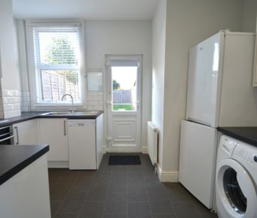 3 bedroom Detached house to rent - Photo 6