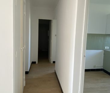 Bel appartement T2/3 de 54,5 m² env. avec cave et parking ! - Photo 2