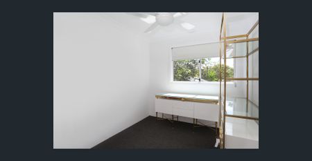 Fully Furnished Townhouse in Adelphi Springs AVAILABLE NEXT WEEK - Photo 4