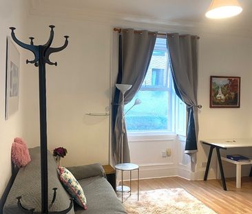 2 Bed Flat, Upper Grove Place, EH3 - Photo 1