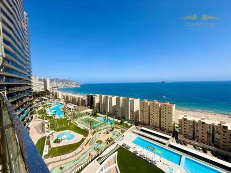 2 room luxury Apartment for rent in Benidorm, Valencia - Photo 3