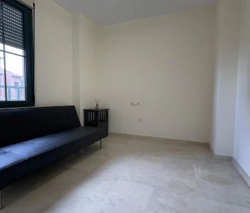 Piso de alquiler en Calle Viena, 47, Golf Bahía - Photo 1