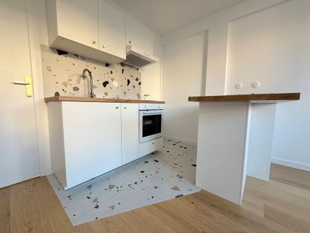 Location Appartement 2 pièces 25m² MARSEILLE 8ème - Photo 5