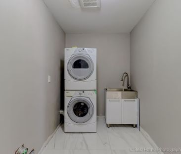 For Lease - 305 Old Harwood Avenue, Ajax, Ontario - Photo 3