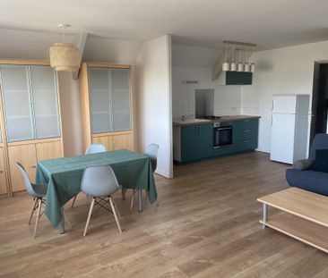 Location Appartement 1 pièce 44m² BOURGES 18000 - Photo 2