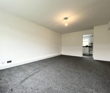 3 Bedroom House - Terraced To Let - Photo 5